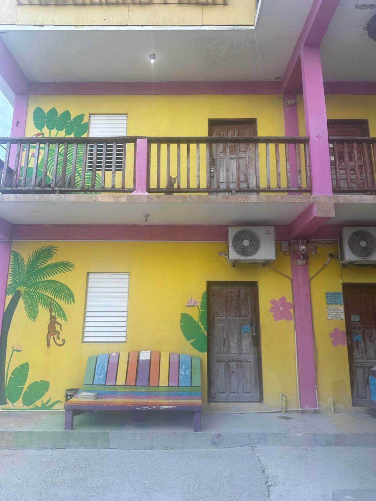 Travellers Palm Backpackers Hostel เคย์คอล์กเกอร์ ภายนอก รูปภาพ